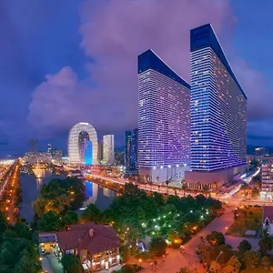Orbi City - Twin Towers Апартаменты